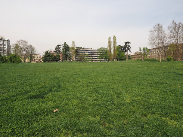 Parque Valentino en Turín
 - Foto, Imagen