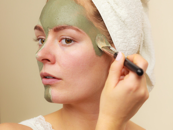 Žena vyrovnávací Bahenní maska  - Fotografie, Obrázek