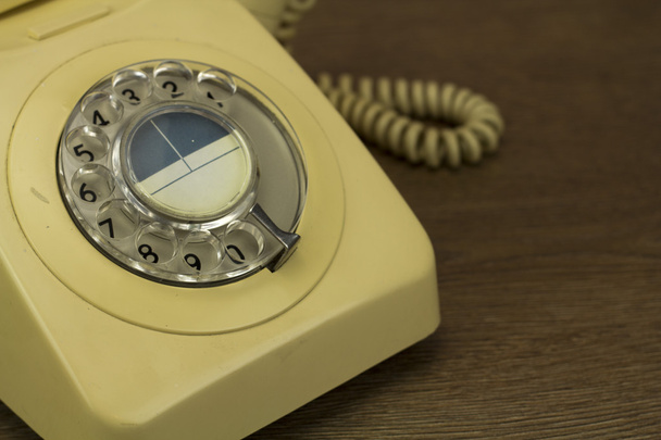 Oude retro stijl roterende telefoon - Foto, afbeelding