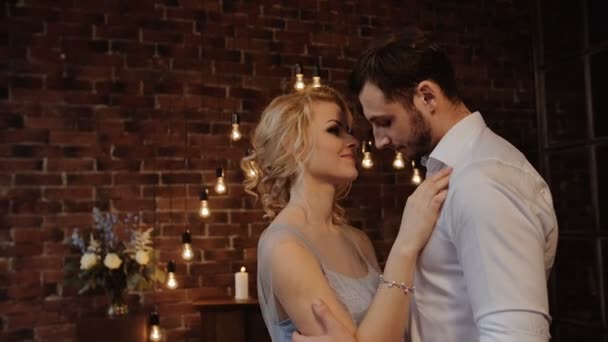 Beatiful bride and groom in the stylish interior. Serenity - Footage, Video