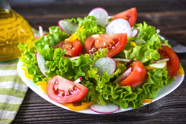 Fresh vegetable salad - Foto, Imagen