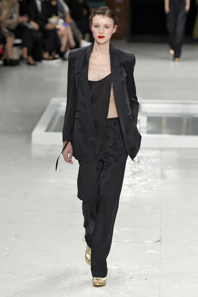 Chalayan show as part of the Paris Fashion Week - 写真・画像