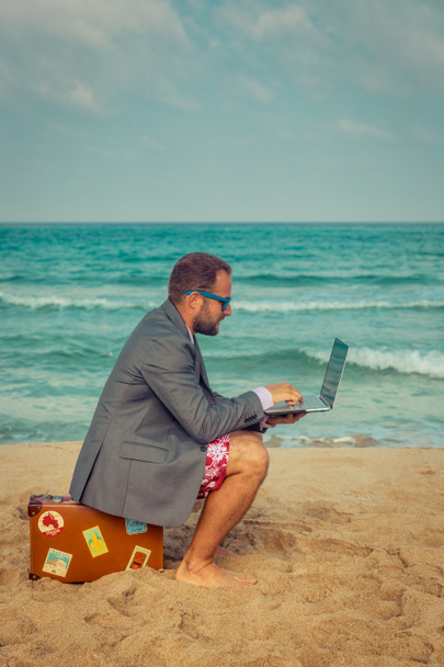 Funny businessman on beach - Fotografie, Obrázek