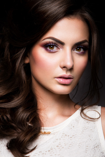 Krása módní model dívka s světlý make-up - Fotografie, Obrázek