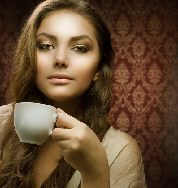 Beautiful Woman with cup of coffee - Φωτογραφία, εικόνα