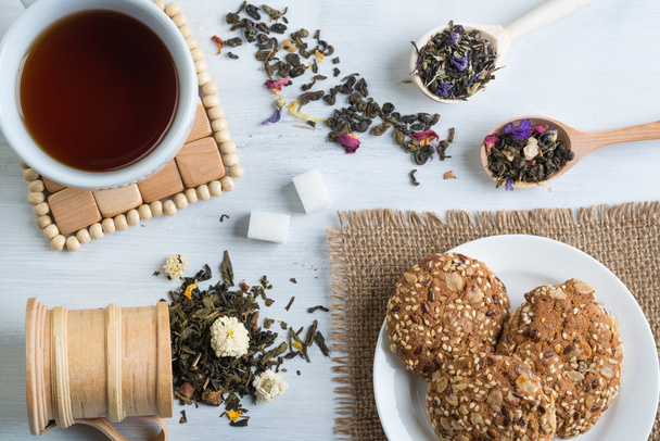 Herbal tea with herbs - Φωτογραφία, εικόνα