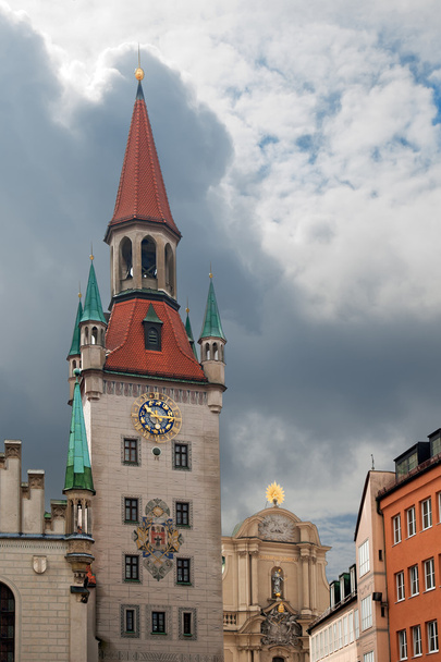 bekijken van oude stadhuis marienplatz in München-Duitsland. - Foto, afbeelding