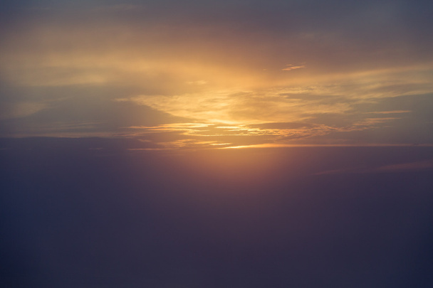Ανατολή του ήλιου στα σύννεφα - Φωτογραφία, εικόνα
