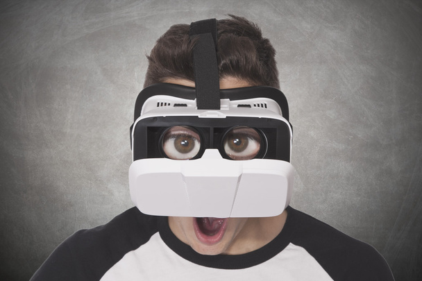 boy with virtual reality viewer - Photo, Image