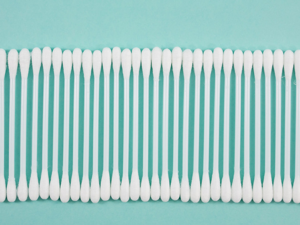 The purified white cotton buds. - 写真・画像