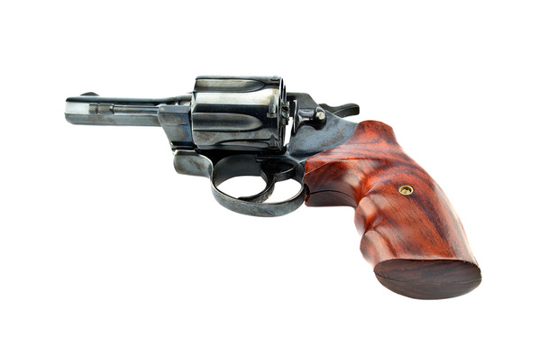fekete revolver kézifegyvert golyók elszigetelt elkülönítése háttér. (gun cél lőfegyverek lő látnivalók erőszak) - Fotó, kép