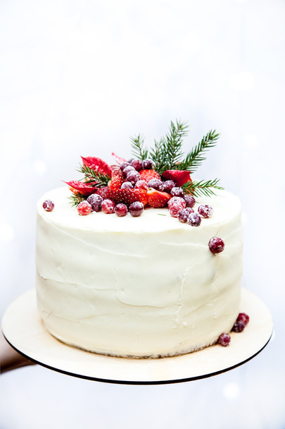 Gâteau d'hiver aux fraises
  - Photo, image
