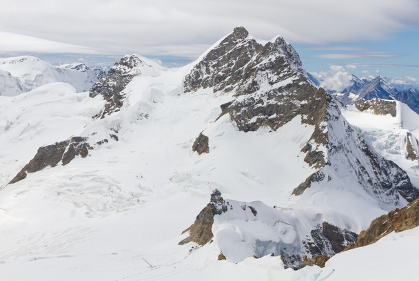 Jungfrau-hegyre és a hegyi állomás Szfinx - Fotó, kép