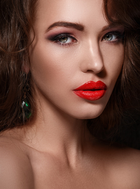 beautiful woman with red lips - Foto, Imagem