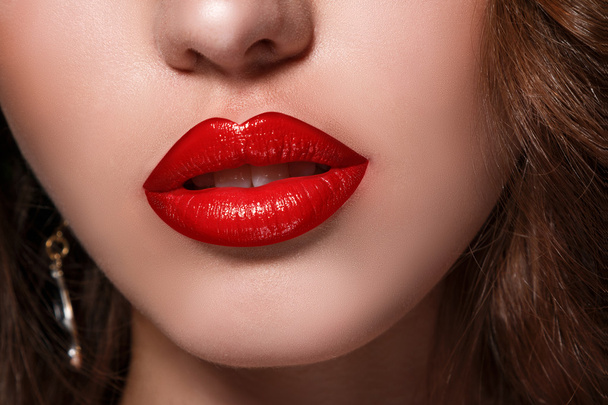 red female lips - Fotoğraf, Görsel