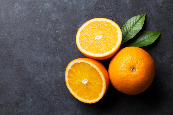 verse rijpe sinaasappelen - Foto, afbeelding