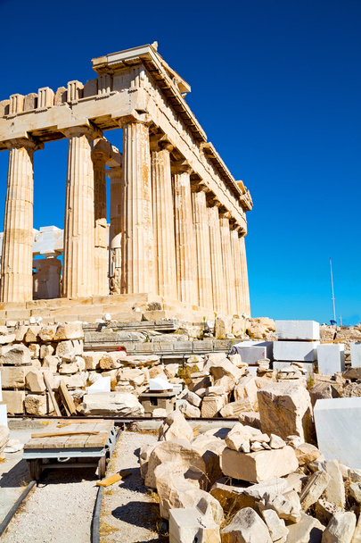 estatua acrópolis en la vieja arquitectura griega
  - Foto, imagen