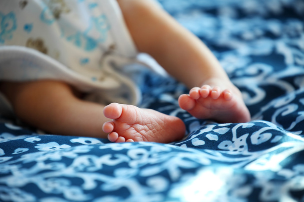 Pieds de bébé nouveau-né, Empreinte
 - Photo, image