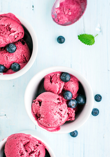 Homemade blueberry ice cream - Φωτογραφία, εικόνα