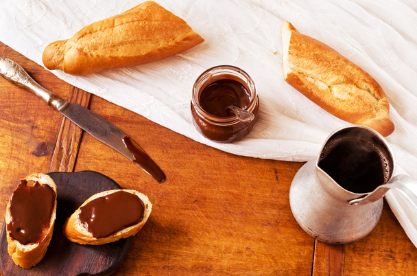 Fransız baget, kahve ve çikolata Kahvaltı  - Fotoğraf, Görsel