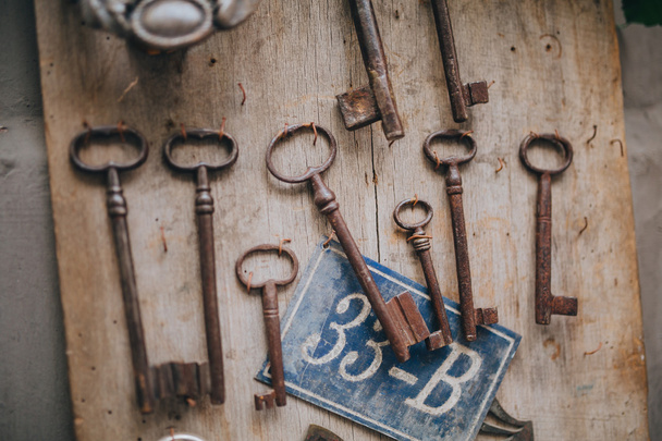 rusty old keys from locks - Fotoğraf, Görsel