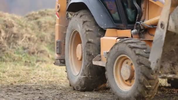 bulldozer transports the ground - Footage, Video