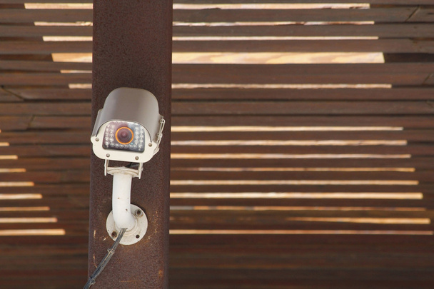 Kamuya açık bir yerde güvenlik kamerası - Fotoğraf, Görsel