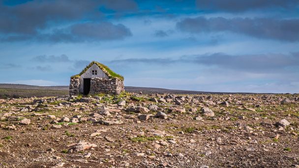 Stone cottage on the middle of nowhere, Iceland - Foto, Bild