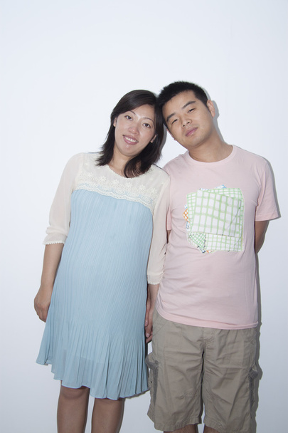 Feliz casal chinês esperando um bebê
 - Foto, Imagem