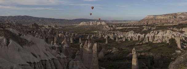 世界遺産、カッパドキア、Goereme、トルコ。ギョレメ, カッパドキア熱気球 - 写真・画像