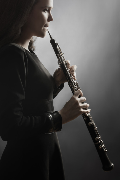 Oboe Oboist playing classical music instrument - Zdjęcie, obraz