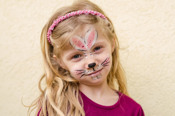 child with face painting - Foto, imagen