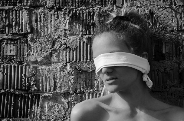 Rapto feminino jovem, abuso de mulheres
 - Foto, Imagem