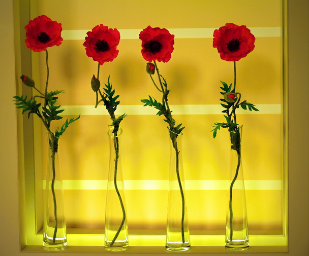 искусственные цветы мака
  - Фото, изображение