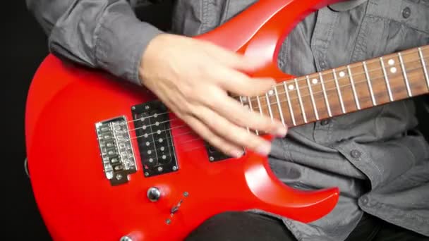 ember játszik elektromos gitár - Felvétel, videó