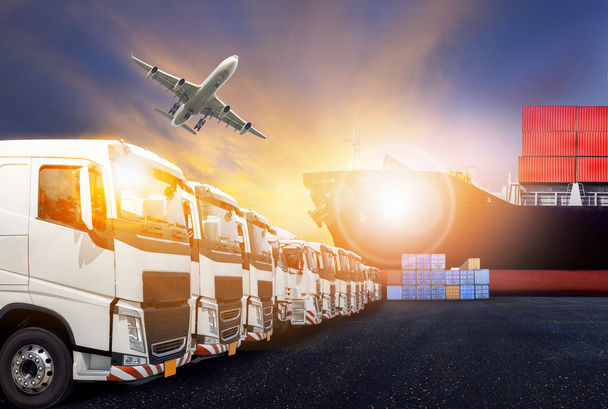 camión contenedor, barco en puerto y avión de carga de carga en transporte
 - Foto, Imagen