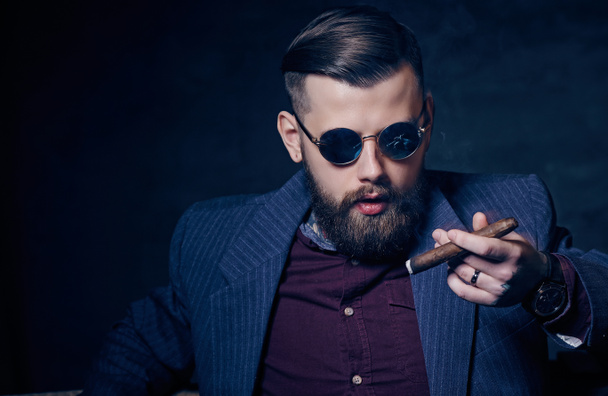 Bearded modern man in sunglasses. - Photo, Image