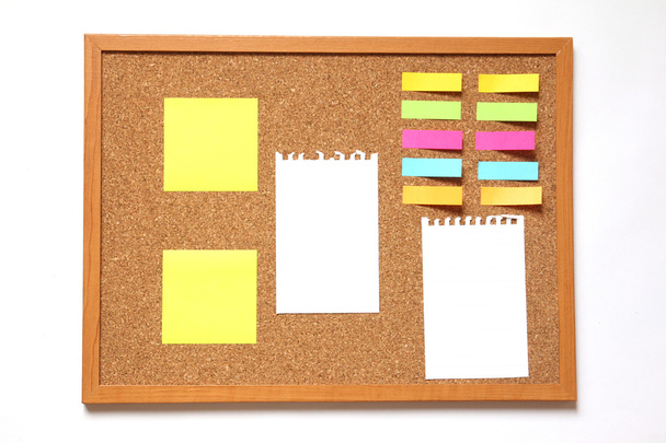 Cork board with paper note  - Foto, afbeelding