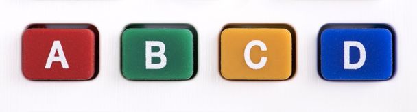 Boutons avec lettres multicolores A, B, C, D
                                                                         - Photo, image