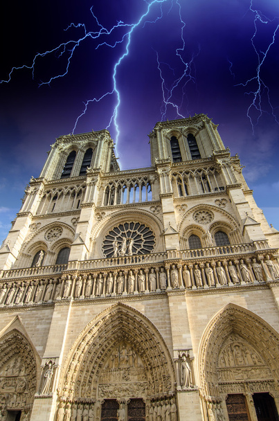 Világítás, Notre Dame, Párizs felett - Fotó, kép