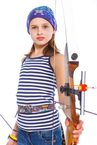 Teenage Girl Doing Archery - Foto, Bild