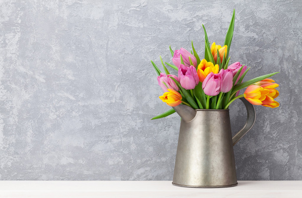 Čerstvý barevný Tulipán květy kytice - Fotografie, Obrázek