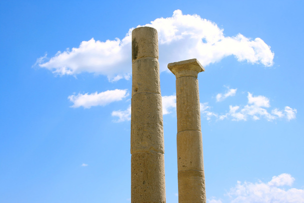 amathus Apollo Tapınağı sütunları - Fotoğraf, Görsel