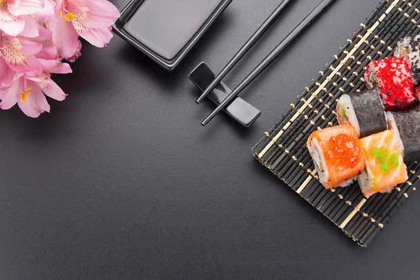 日本の料理。寿司. - 写真・画像
