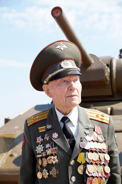 Veteran der Schlacht von Stalingrad Oberst Wladimir Turow  - Foto, Bild