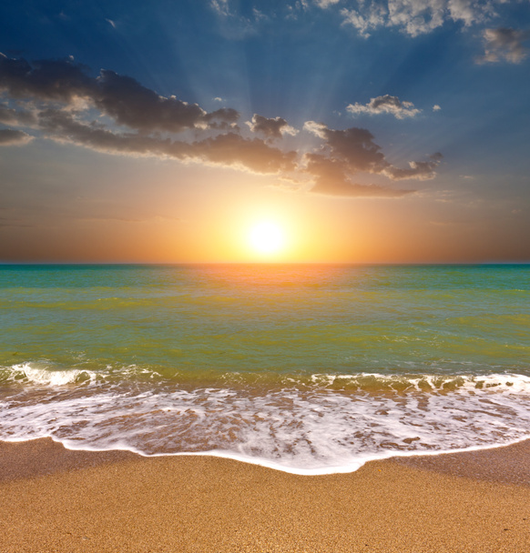 Захід сонця на море
 - Фото, зображення