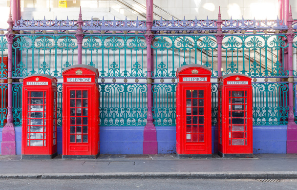 Cabinas telefónicas rojas
 - Foto, Imagen