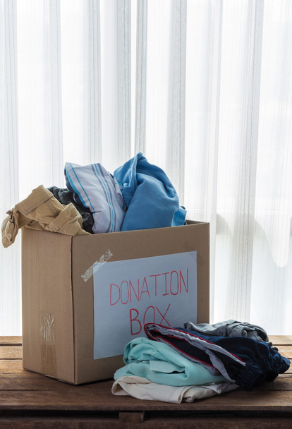 Kleding donatie box - Foto, afbeelding