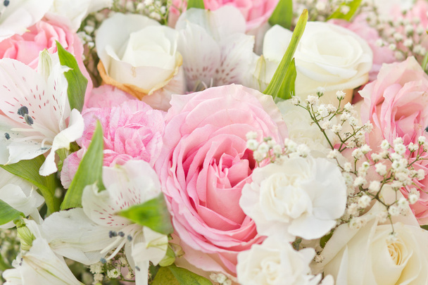 Wedding bouquet with roses - Foto, imagen