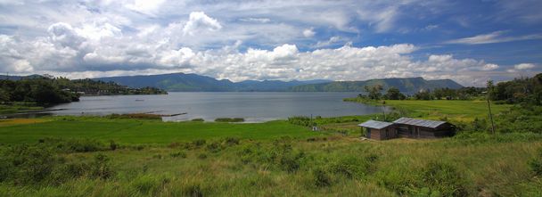 Un panorama du lac de Toba - indonesia -sumatra
 - Photo, image
